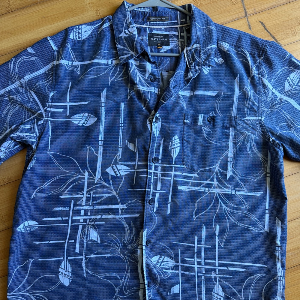 Quiksilver Navy and White Tropical Shirt